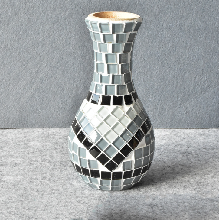 DIY Mosaic Vase